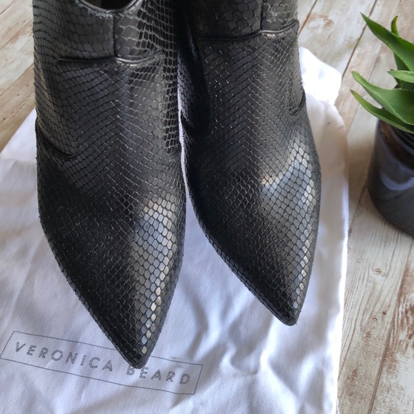 Veronica Beard Loretta Bootie in Black, Size 8 - Picture 3 of 7